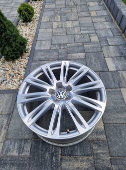 Elektróny R20 originál AUDI / VW + zimné gumy - 2