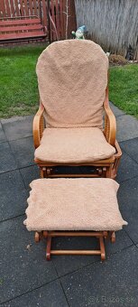 Predam pekne hojdacie kreslo. - 2