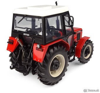 Model traktor ZETOR 7711 UH 1:32 - 2