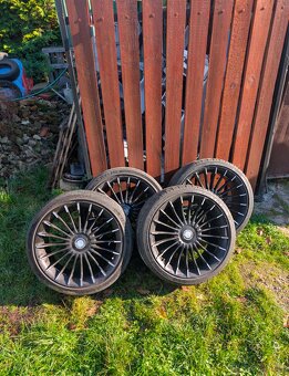 BMW Alpina R19 dvojrozmer - 2