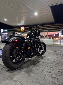 Harley Davidson Iron 883 - 2