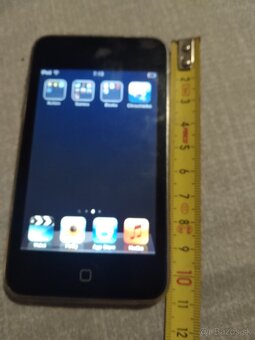 Predám iPod 8GB retro - 2