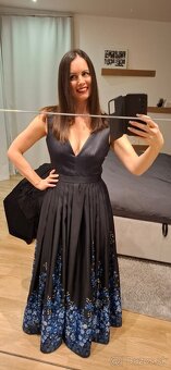 Plesove saty velkost 38 - 2