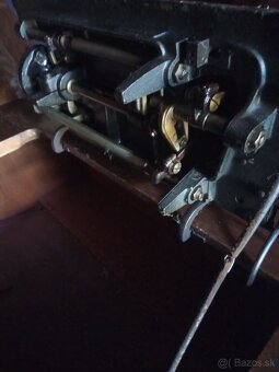 Šijací stroj MINERVA - 2