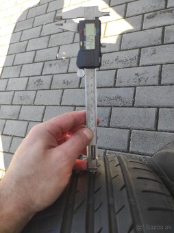 215/60R16 letné nexen - 2