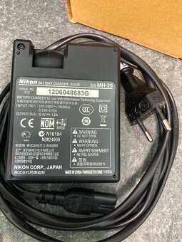 Nabijacka Nikon fotoaparat - 2