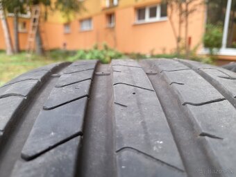 235/35 R19 Pirelli P zero letne - 2