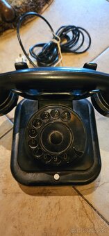 Starozitny telefon - 2
