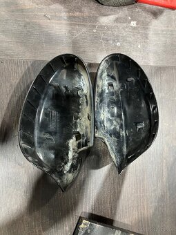 Kryty zrkadiel BMW E90 - 2