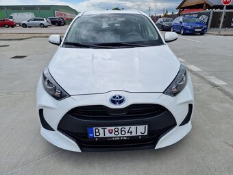 TOYOTA YARIS - 2