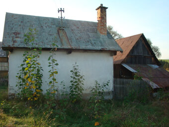 Hospodárska budova so stavebným pozemkom - 2