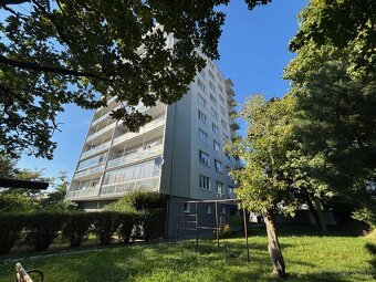 2i.byt s GARÁŽOU, TEHLA, Jelšova ul., výhľad, širšie centrum - 2