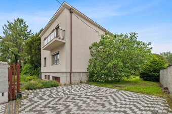 Babony TRE I Rodinný dom v centre veľkým pozemkom - 2