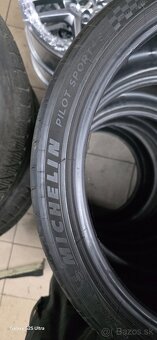 Michelin Pilot Sport 4S 265/30ZR19 - 2
