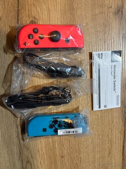 Ovládače Nintendo Switch - 2