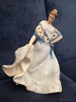 Predám porcelánové sošky royal dux psy sú predaní - 2