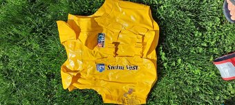 3ks plávacie vesty, cena je spolu - 2