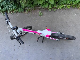 Dievčenský bicykel CUBE Access 240 - AKO NOVÝ - 2