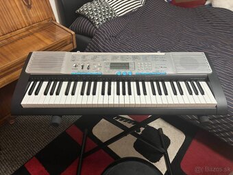 CASIO LK - 220 - 2