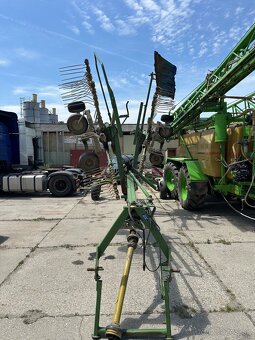 Predam zhrnovac Krone Swadro 807 - 2