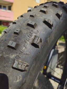 Jumbo jim 26 x 4.8 plášť na fat bike bicykel - 2