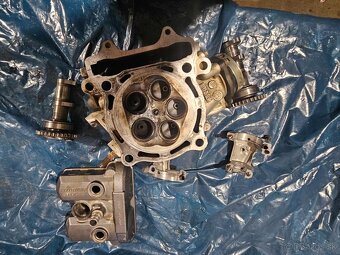 Yamaha yz450f 2006 - 2009 komplet hlava - 2