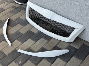 Predám masku škoda Octavia 2 lift - 2