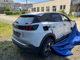Peugeot 3008 1.6 BlueHDi 120 S&S Allure EAT6 - 2