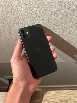 iPhone 11 64 GB – Čierny – Výborný stav - 2
