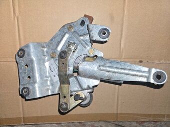 Motorček stierača zadný Citroen Berlingo 0390201408 - 2