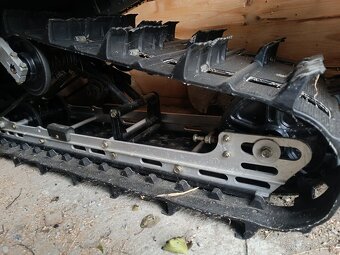 Snežný skúter ArticCat M7 2006 - 2