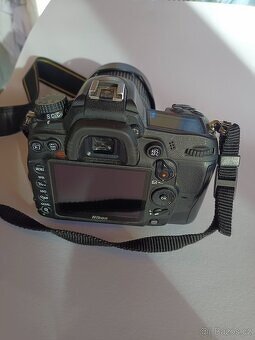 Nikon D7000+18-105 + 50mm 1.4 + 24mm 2.8 - 2