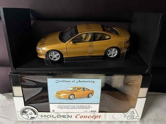 1:18 Autoart, Corvette, Holden, Chrysler - 2