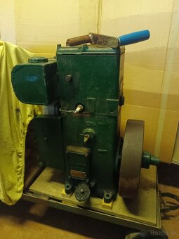 Stabilný motor LISTER - 2