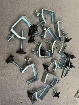 Svorky na techniku - 2