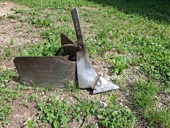 Predám poľnohospodárske stroje - 2