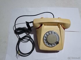 Staré retro historické retro telefóny tesla - 2