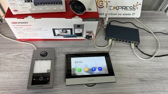 Zvonček s kamerou Hikvision - videozvonček - 2