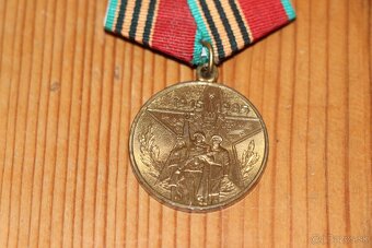 Medaile 40 let vítězství 1945 – 1985 SSSR Rusko (225U) - 2