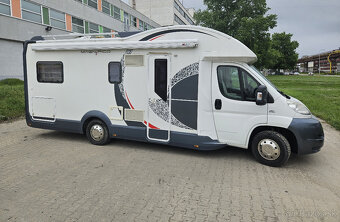 Roller Magnifico 2015, 93600 km, full výbava, vzduch.podvoz. - 2