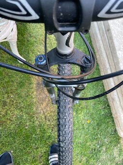 Predám bicykel SPECIALIZED - 2