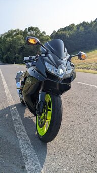Suzuki Gsxr 600 K9 - 2
