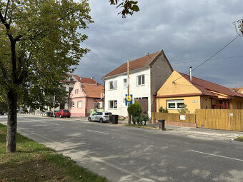 Predaj murovaného rodinného domu v centre - Vajnory - 2