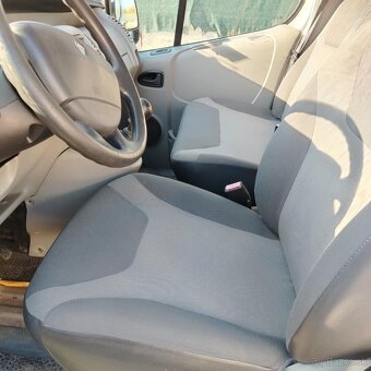 Renault trafic 2.0 dci - 2