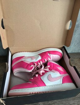 Tenisky Air Jordan 1 Mid - 2