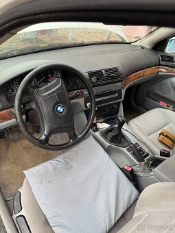 BMW 525tds 105kw - 2