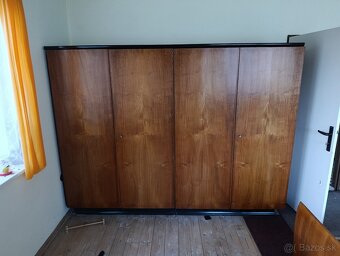 obývacie steny a skriňe - 2