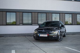 Škoda Octavia Combi 2.0 TDI DPF RS DSG - 2