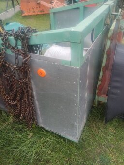Bedna do 3 bodu (sklopná) za traktor - 2