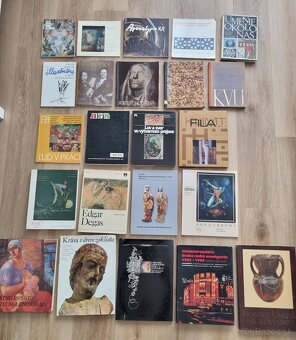 Knihy o umelcoch a umení 3/5 - 2